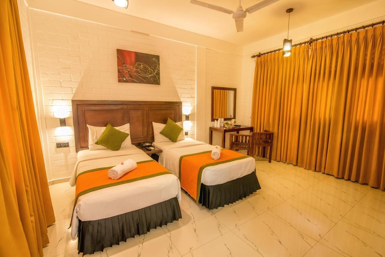 Mahanuge Hotel Polonnaruwa Exterior foto