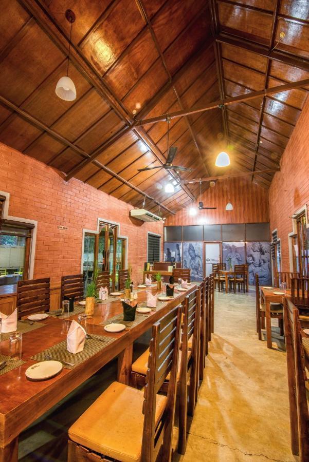 Mahanuge Hotel Polonnaruwa Exterior foto